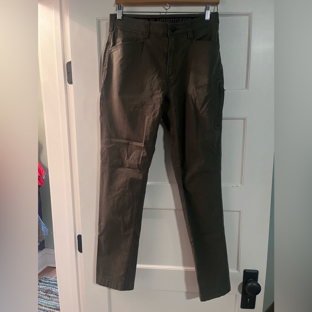 Duluth Trading Co / AKHG Olive Utility Pants